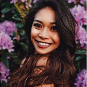 Meet your Posher, Michaela